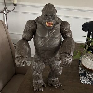 King Kong Skull Island Mega 18” Action Figure Lanard Articulated Joints 2016